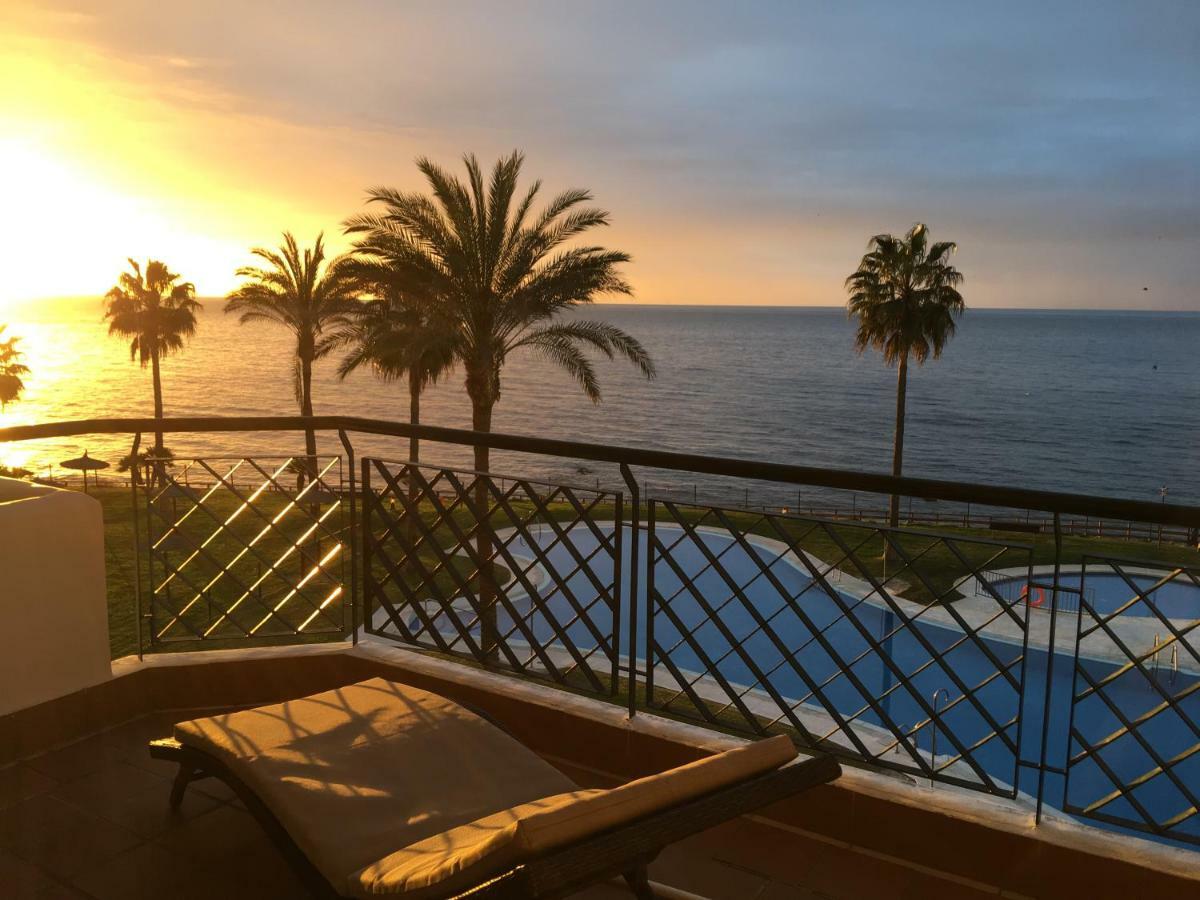 Mi Capricho A16 Beachfront Apartment Sitio de Calahonda Eksteriør billede