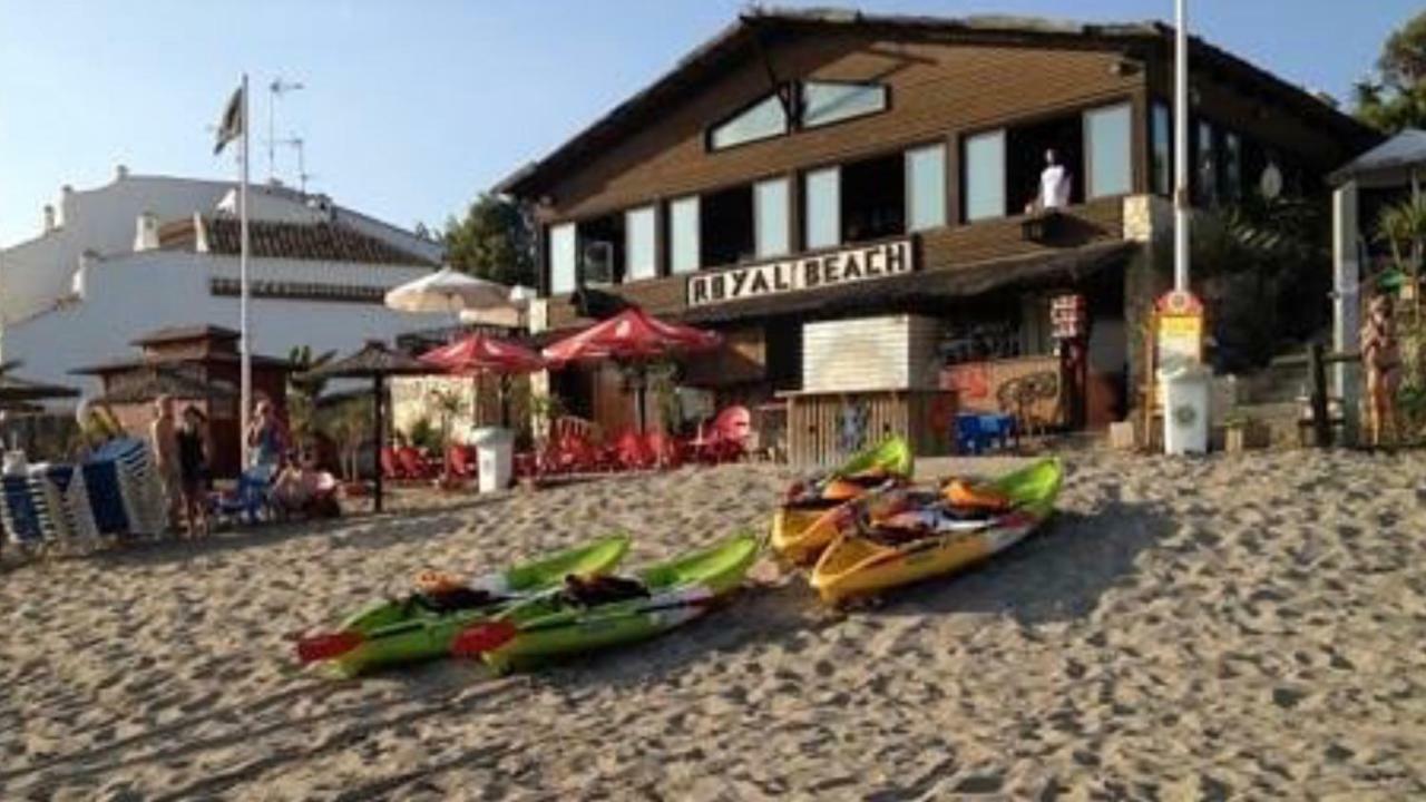 Mi Capricho A16 Beachfront Apartment Sitio de Calahonda Eksteriør billede