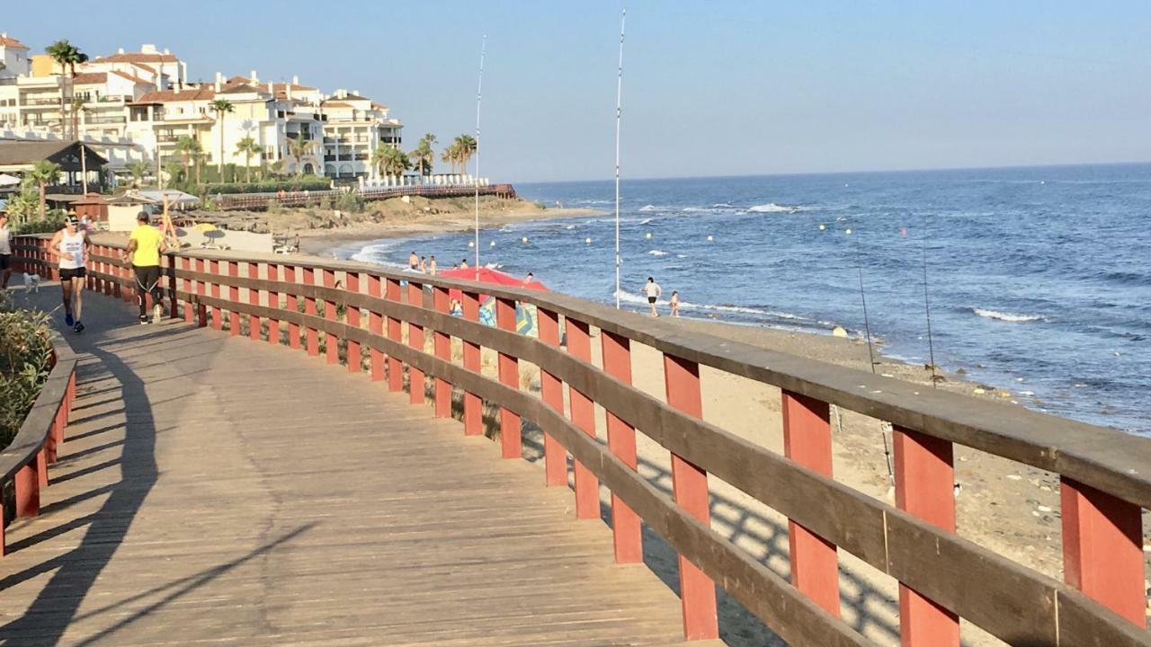 Mi Capricho A16 Beachfront Apartment Sitio de Calahonda Eksteriør billede